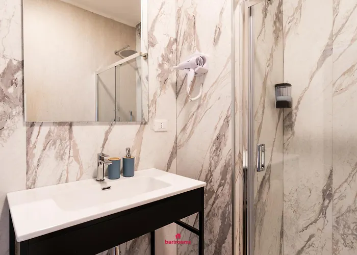 Проживання в сім'ї Barirooms - Suppa 14 *