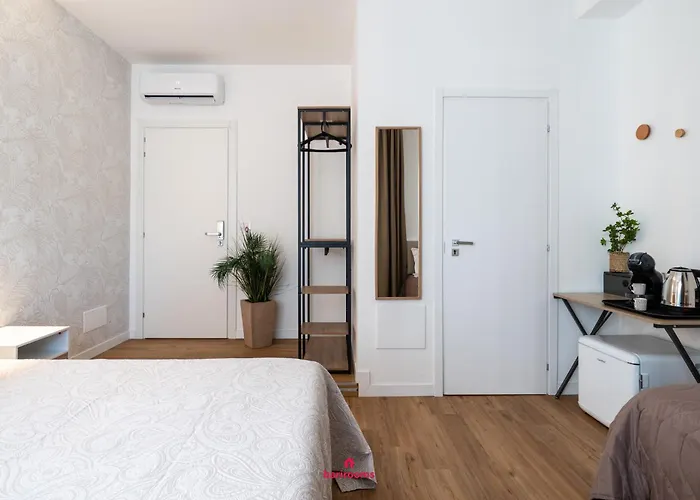 Barirooms - Suppa 14 Проживання в сім'ї Барі